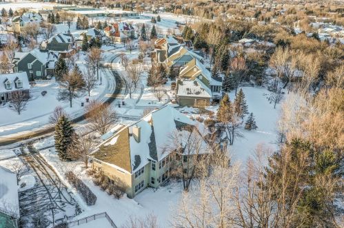 3211 Crestmoor Dr, Saint Paul MN 55125-5010 exterior