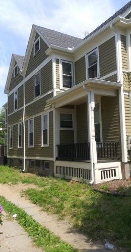 56 Mulberry St, Springfield MA  01105-1406 exterior