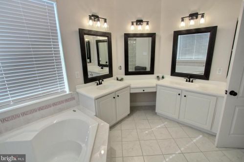 405 Great Falls Rd, Rockville MD  20850-2883 exterior