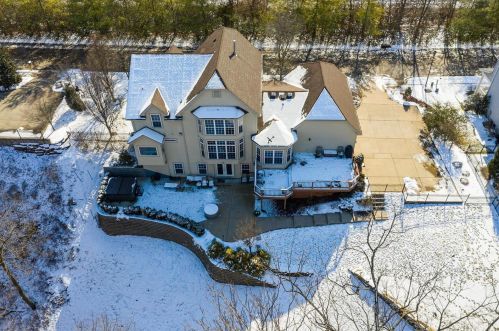 1039 Barberry Ln, Saint Louis, MO 63122-5137