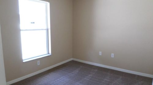 8308 10th St, Tampa FL 33604-3207 exterior