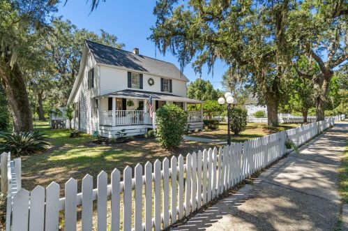 4541 Forsyth St, Milton, FL 32583-8169