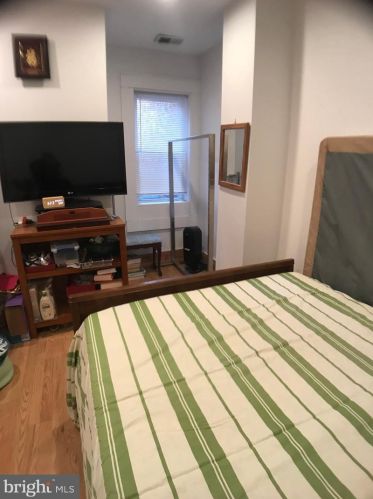 1606 Capitol St, Washington DC 20002-1012 exterior