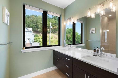 521 Jefferson St, Pittsburgh PA  15212-4418 exterior