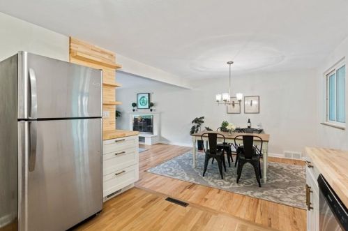 1909 Beulah Rd, Pittsburgh PA  15235-5006 exterior