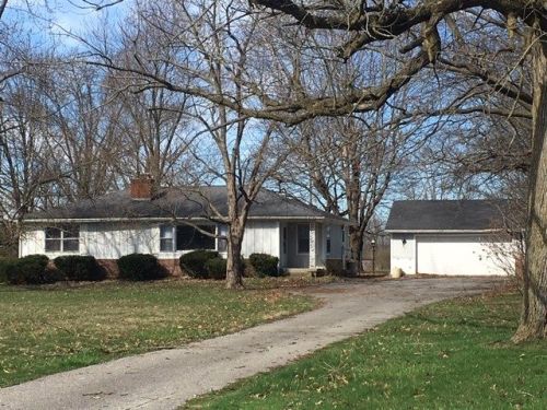 6002 Elm Dr, Marion, IN 46953-6124