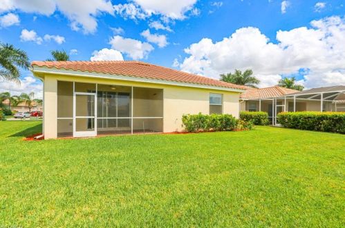 14800 Canton Ct, Naples FL 34114-8669 exterior