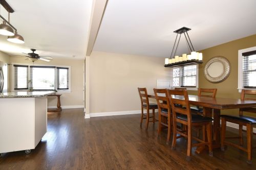 6004 60 St, Chicago IL 60638-4315 exterior