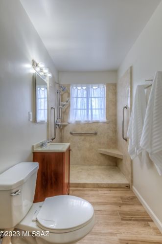 2943 17 St, Tucson AZ 85719-6948 exterior