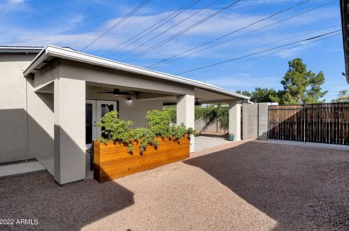 2545 15 St, Phoenix AZ 85040-1303 exterior