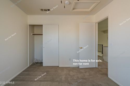 820 Granada Dr, Chandler AZ 85226-2371 exterior