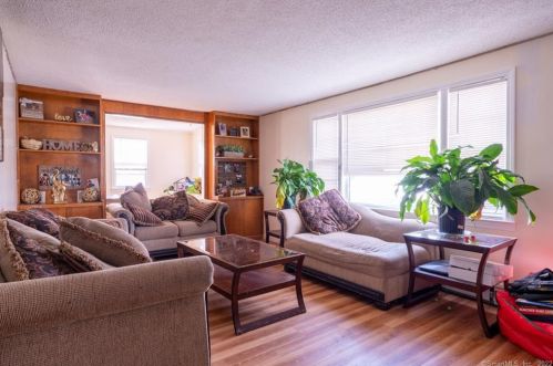 1416 Forbes St, Hartford CT 06108-3714 exterior