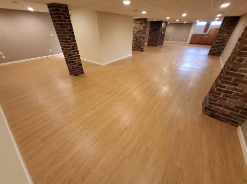 1 Crabapple Ct, Saint Louis MO 63132-3422 exterior