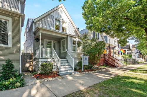 4037 Maplewood Ave, Chicago, IL 60632-1123