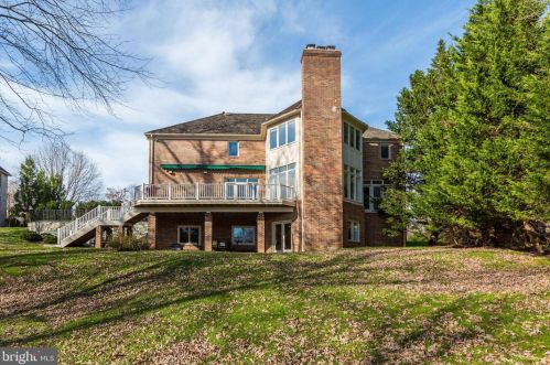 9832 Avenel Farm Dr, Rockville MD 20854-5410 exterior