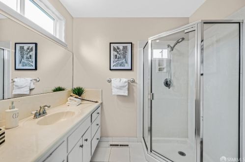 1678 Pepperwood Ct, Concord CA  94521-1126 exterior