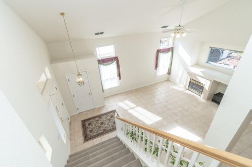 1375 Kerslake Cir, Folsom CA 95630-8460 exterior