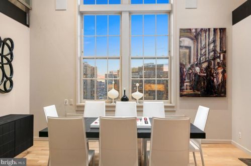 1601 Locust St, Philadelphia PA 19102-3314 exterior