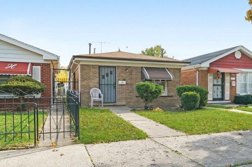 7329 Seeley Ave, Chicago, IL 60645-2308