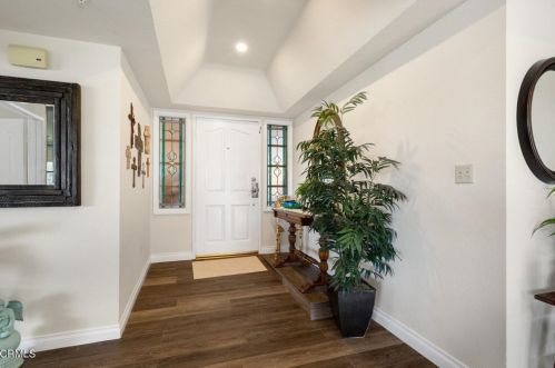 1743 Emerald Isle Way, Oxnard CA  93035-2972 exterior