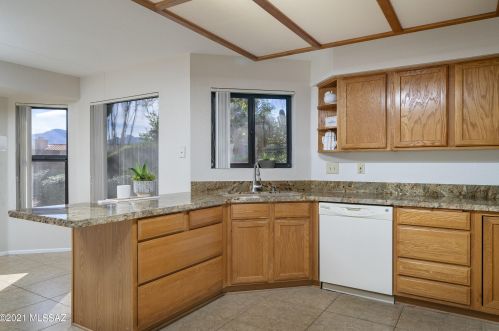 14690 Windshade Dr, Tucson AZ 85755-8827 exterior