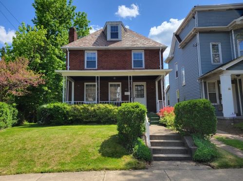 1601 Aurelius St, Pittsburgh PA  15218-2001 exterior