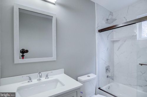 4115 Duvawn St, Alexandria VA 22310-2023 exterior