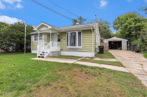 2008 Greenfield Ave, Wyoming, MI