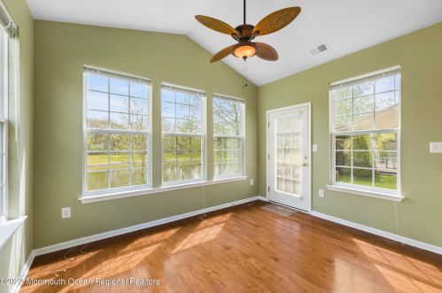 24 Cromwell Ln, Jackson Twp NJ 08527-4687 exterior