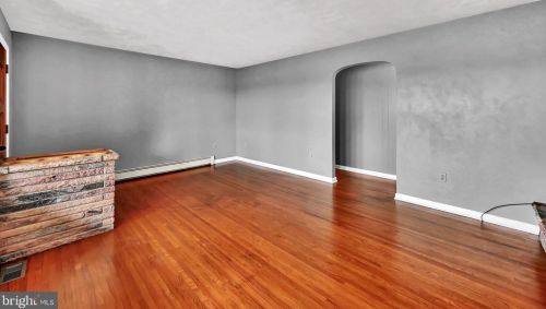 2345 Carlisle Pike, Hanover PA  17331-8777 exterior