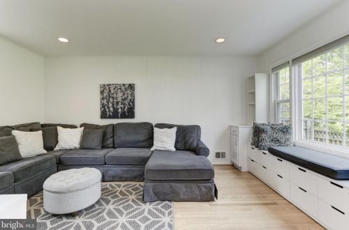 14408 Butternut Ct, Rockville MD exterior