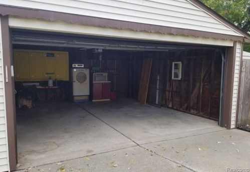 4912 Weddell St, Dearborn Heights MI  48125-3036 exterior