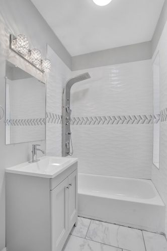 7112 Rhodes Ave, Chicago IL  60619-1114 exterior