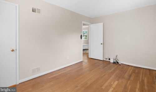 13105 Hathaway Dr, Silver Spring MD 20906-3727 exterior