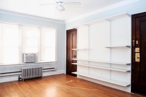 3823 Greenview Ave, Chicago, IL 60613-2757