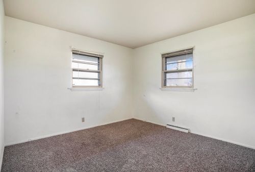 8839 Maplewood Dr, Berrien Springs MI 49103-1420 exterior