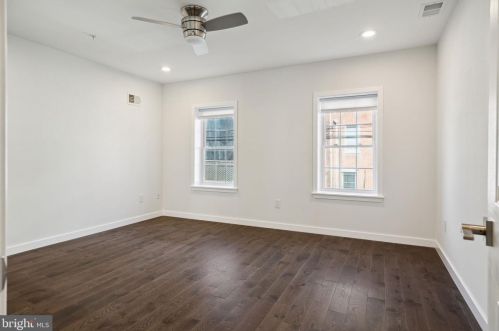 630 Catharine St, Philadelphia PA  19147-2937 exterior