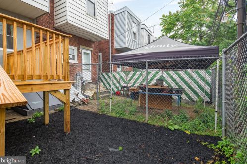 5822 Catharine St, Philadelphia PA  19143-2418 exterior