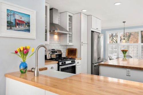 1819 Dayton St, Chicago IL 60614-5003 exterior