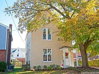 7000 Blackhawk St, Pittsburgh PA  15218-2322 exterior