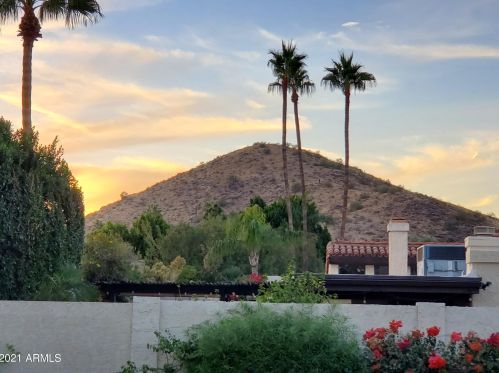 8658 51st St, Phoenix AZ  85044-5715 exterior