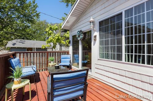 1134 Whiting St, Wyoming MI exterior