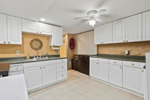 1424 Mississippi Ave, Saint Louis MO 63104-2533 exterior