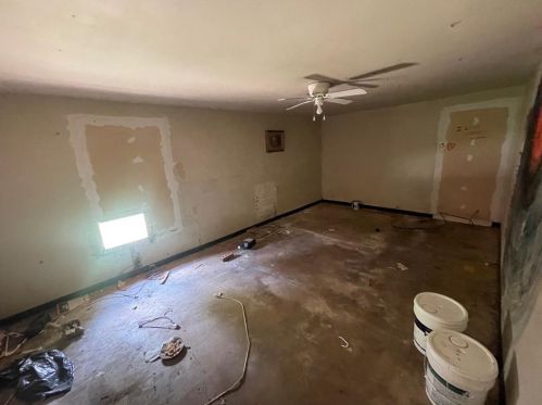 2513 Loy Lk Rd, Denison TX 75020-7144 exterior