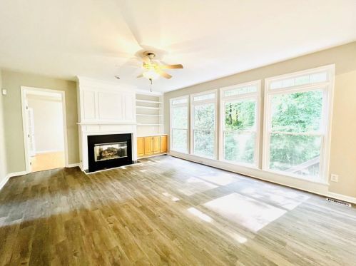 10900 Chatburn Way, Duluth GA 30097-7803 exterior