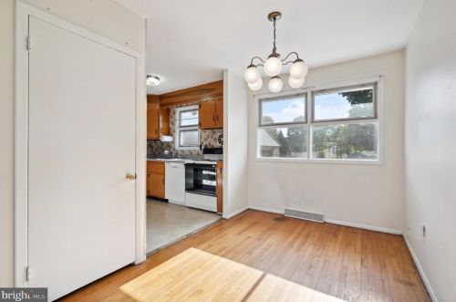 2303 Bridgewater Rd, Chester PA 19014-2957 exterior