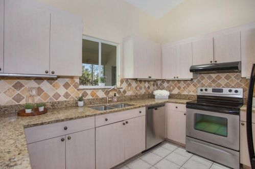 2781 8 Ave, Naples FL 34120-4993 exterior