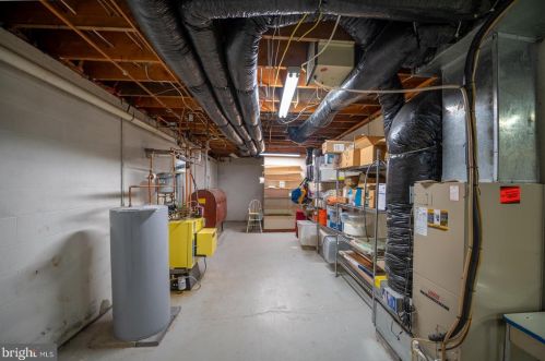 233 Old State Rd, Limerick PA 19468-3116 exterior