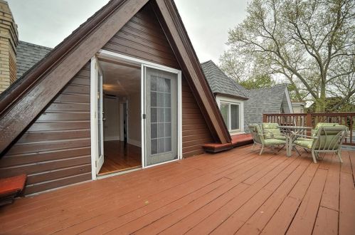 217 End Ave, Pittsburgh PA 15221-2727 exterior