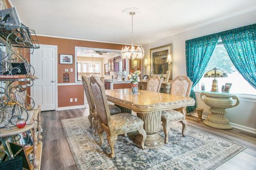 1125 Mishawaka Ave, Mishawaka IN 46544-2416 exterior